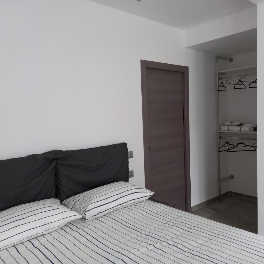 Villino Liber Hotel Milaan Buitenkant foto