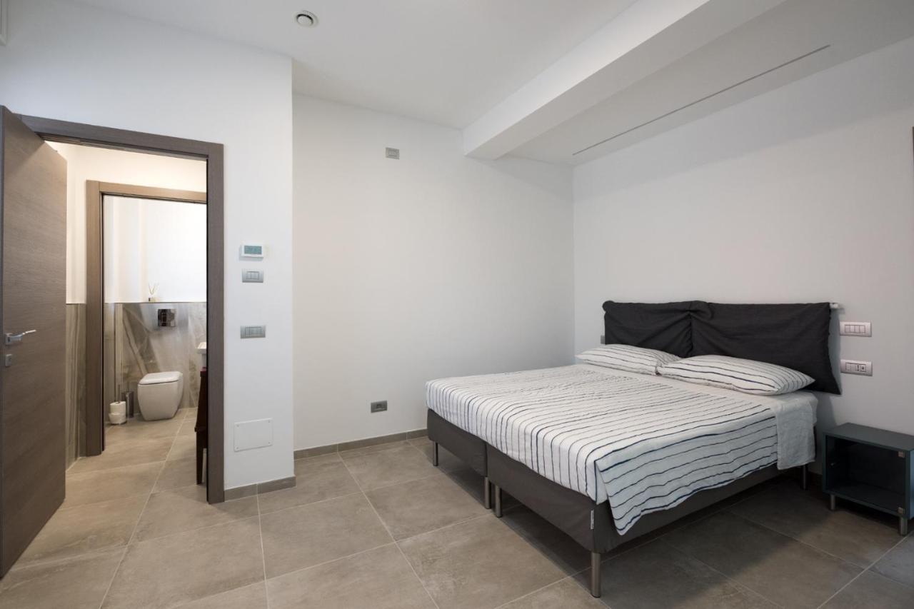Villino Liber Hotel Milaan Buitenkant foto
